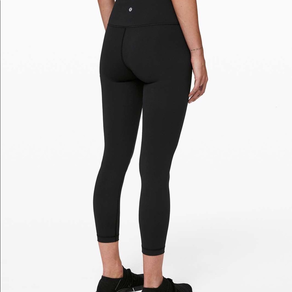 Lululemon 🍋 25” Wunder Under Black Leggings